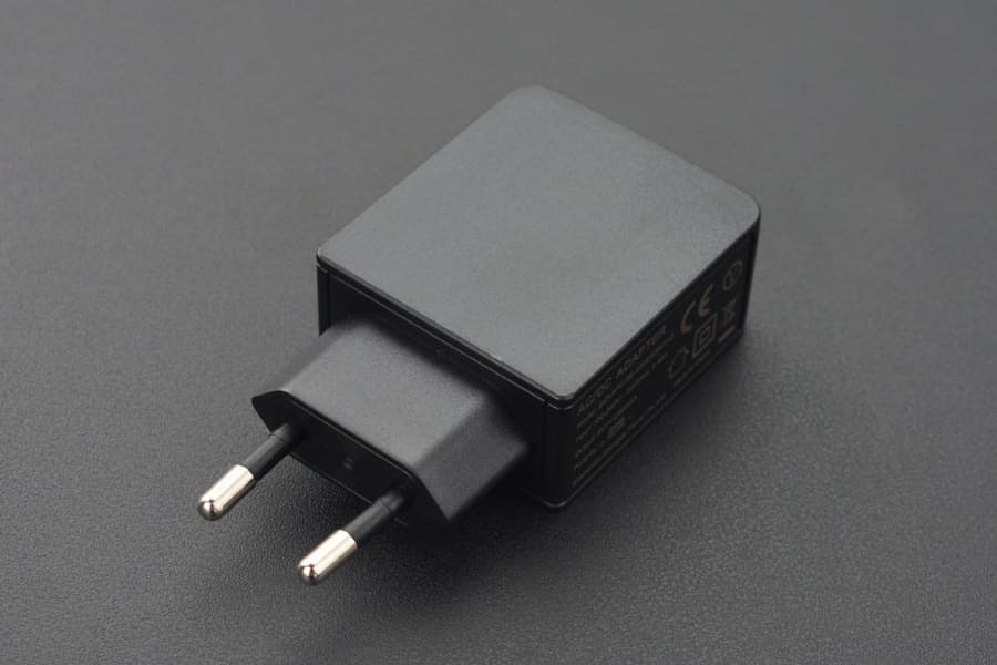 Подключите LattePanda и Raspberry Pi к питанию с помощью USB-адаптера 5 В ⚡ — фото 2
