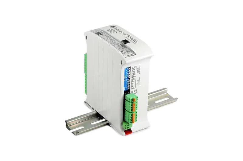 Spartan Arduino PLC 16DA: изолированные выходы и USB-программирование