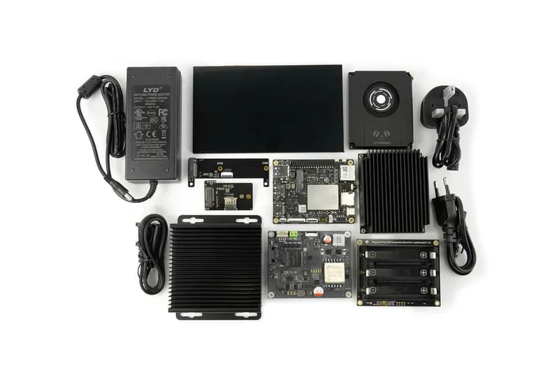 Одноплатный компьютер LattePanda IOTA x86 и комплект аксессуаров