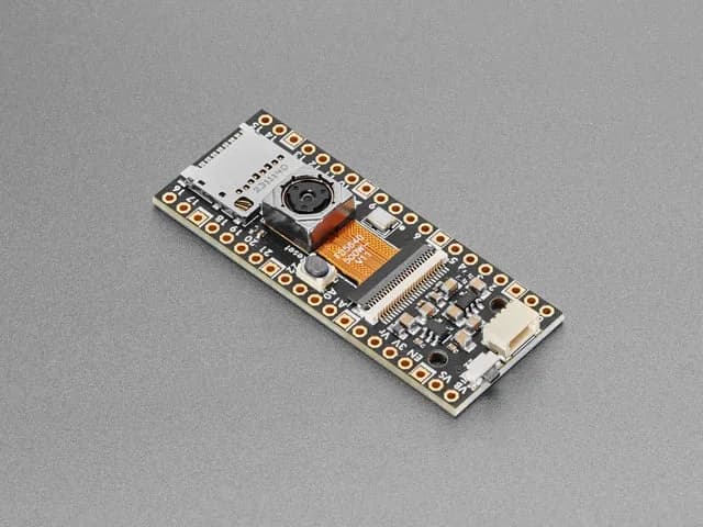 Камера Adafruit PiCowbell Breaking — объектив с автофокусом и углом обзора 72 градуса