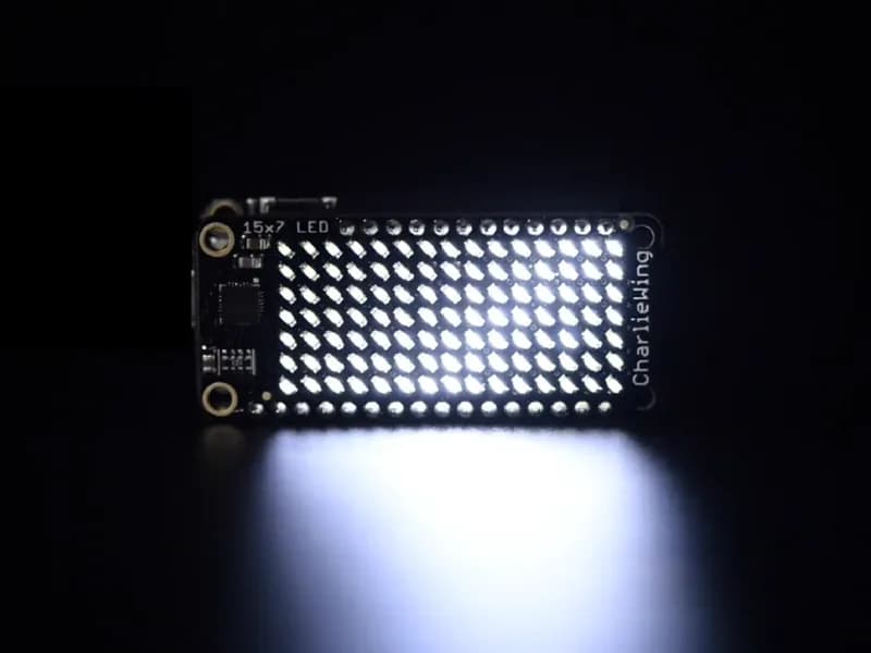 Adafruit 15x7 CharliePlex Светодиодный матричный дисплей FeatherWing - Белый