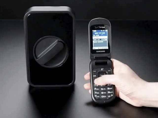 Корпус дверного замка с электроприводом Lockitron
