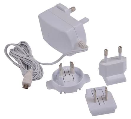 Официальный блок питания Raspberry Pi 3 White