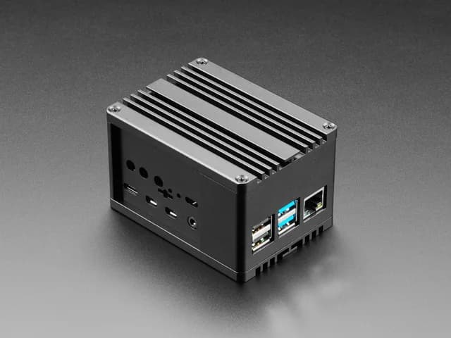 Комплект корпуса Pilot Gateway Pro LoRa для Raspberry Pi 4