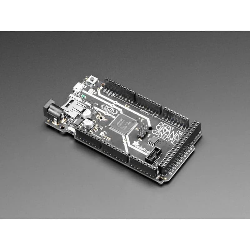 Adafruit Grand Central M4 Express с SAMD51