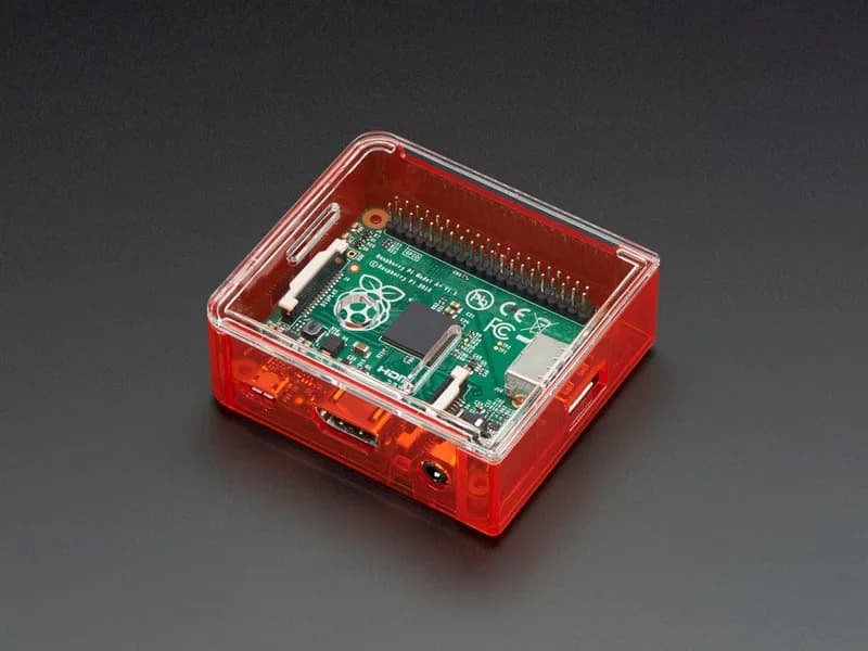 Pi Model A+ — красный
Основание корпуса