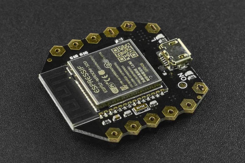 Микроконтроллер Жук ESP32