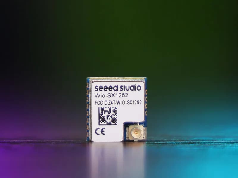 Беспроводной модуль Wio-SX1262 (катушка с лентой), встроенный SX1262, поддерживает LoRa и LoRaWAN на EU868 и US915