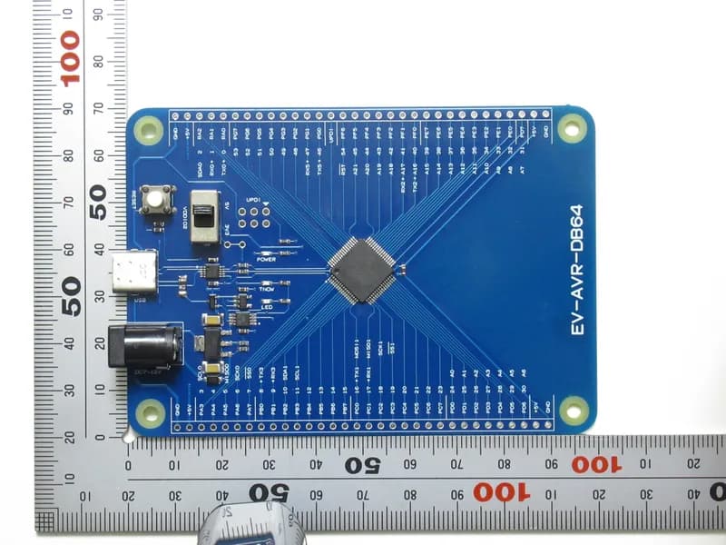 AVR-DB64